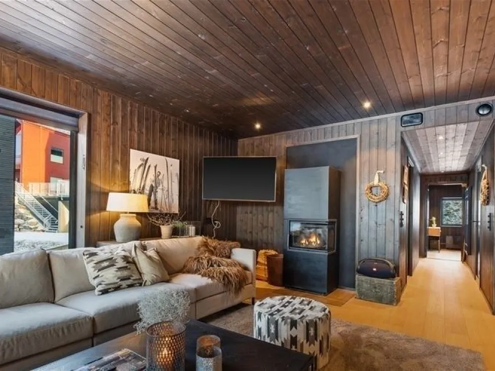 FAVN CHALET 56A