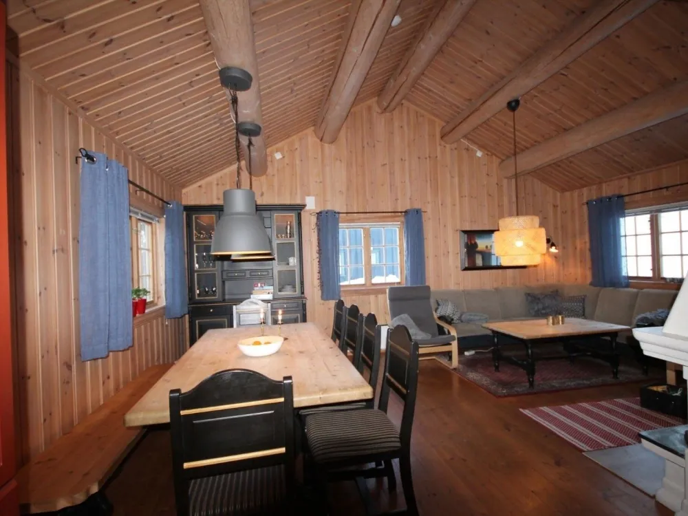 SØRLIA 4E