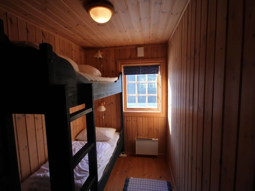 SØRLIA 4E