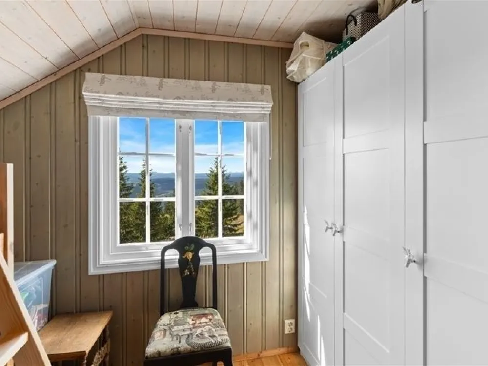 VARDVEGEN 87