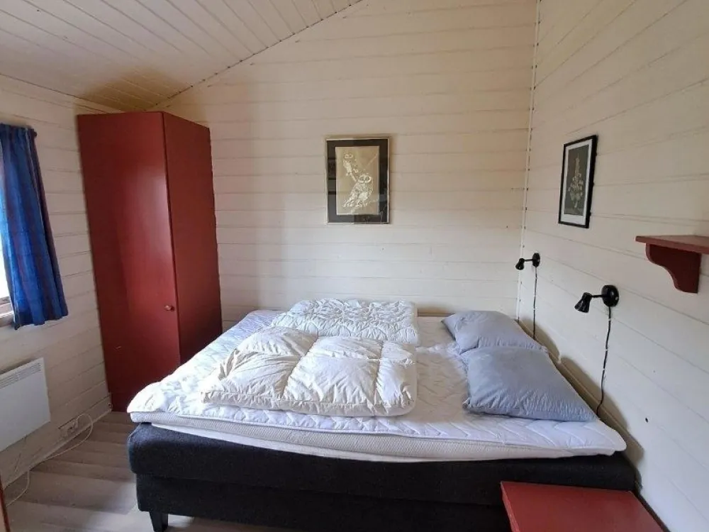 SØRLIA 12F