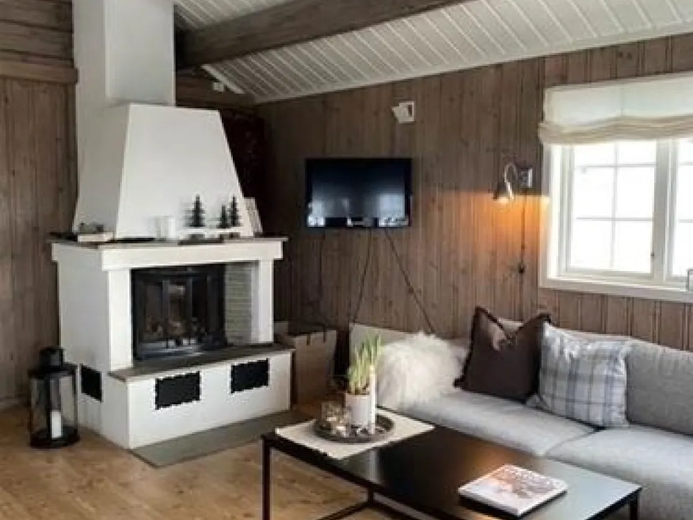 NEDRE VESLESLÅA 2