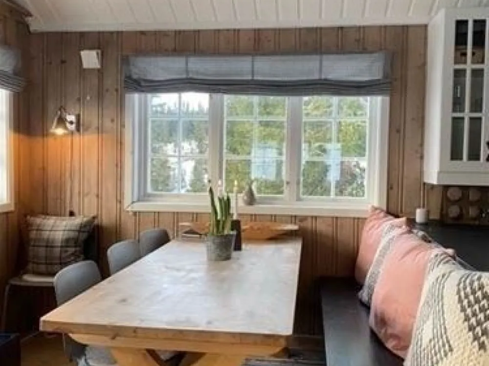 NEDRE VESLESLÅA 2
