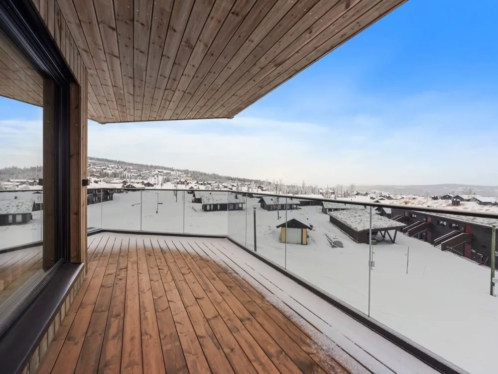 MOSETERTOPPEN SKISTADION H0205